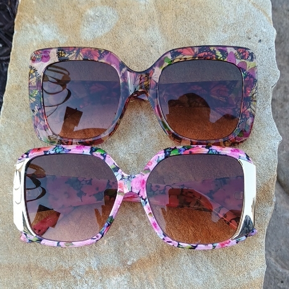 Bundle Of 2 Floral And Butterfly Square Sunglasses NWOT - Picture 2 of 4